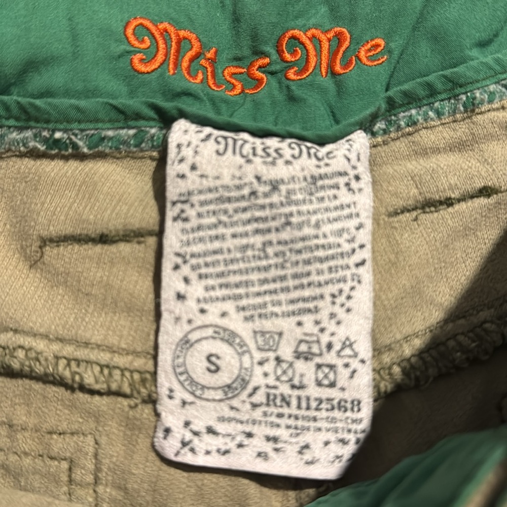“Miss Me” corduroy camouflage, utility pants size S/26 waist 9” H leg 11” W - Picture 2 of 8